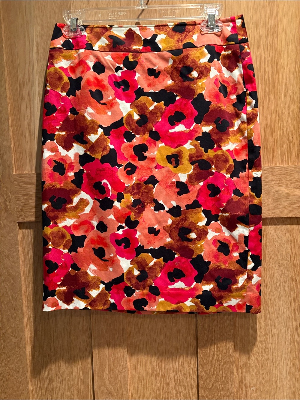 Ann Taylor Floral Pencil Skirt in Coral, Fuchsia & Brown